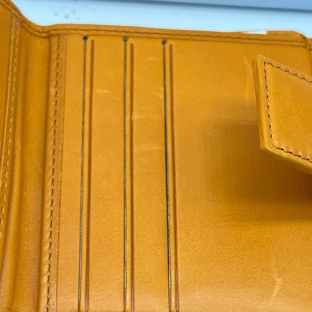 GUCCI washed soft calf Mari gold leather zip wallet 7618 - Picture 14 of 16